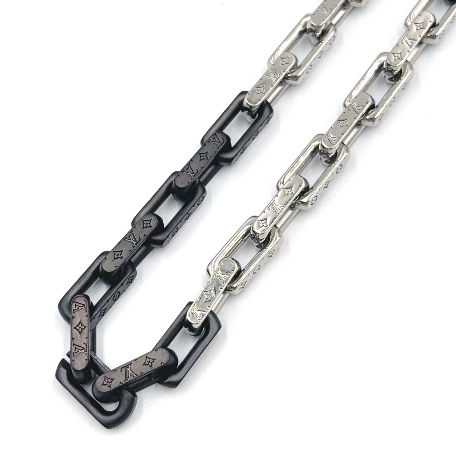 Louis Vuitton Collier Monogram Chain Metal Silver Black Necklace — view 2