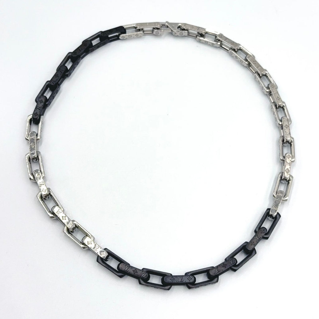 Louis Vuitton Collier Monogram Chain Metal Silver Black Necklace — view 3