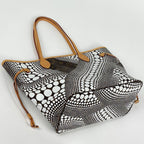 Louis Vuitton Neverfull MM Tote Yayoi Kusama Pumpkin Dot Shoulder Bag Monogram — view 2