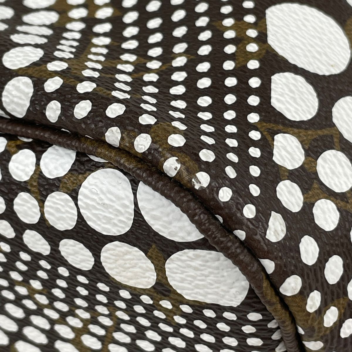 Louis Vuitton Neverfull MM Tote Yayoi Kusama Pumpkin Dot Shoulder Bag Monogram — view 3
