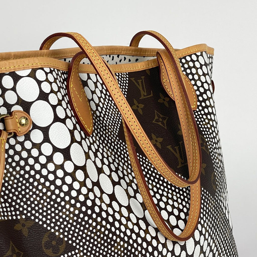 Louis Vuitton Neverfull MM Tote Yayoi Kusama Pumpkin Dot Shoulder Bag Monogram — view 7