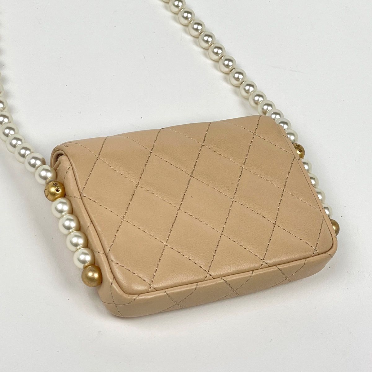 Chanel Shoulder Bag Quilted CC Logo Leather Beige — view 2