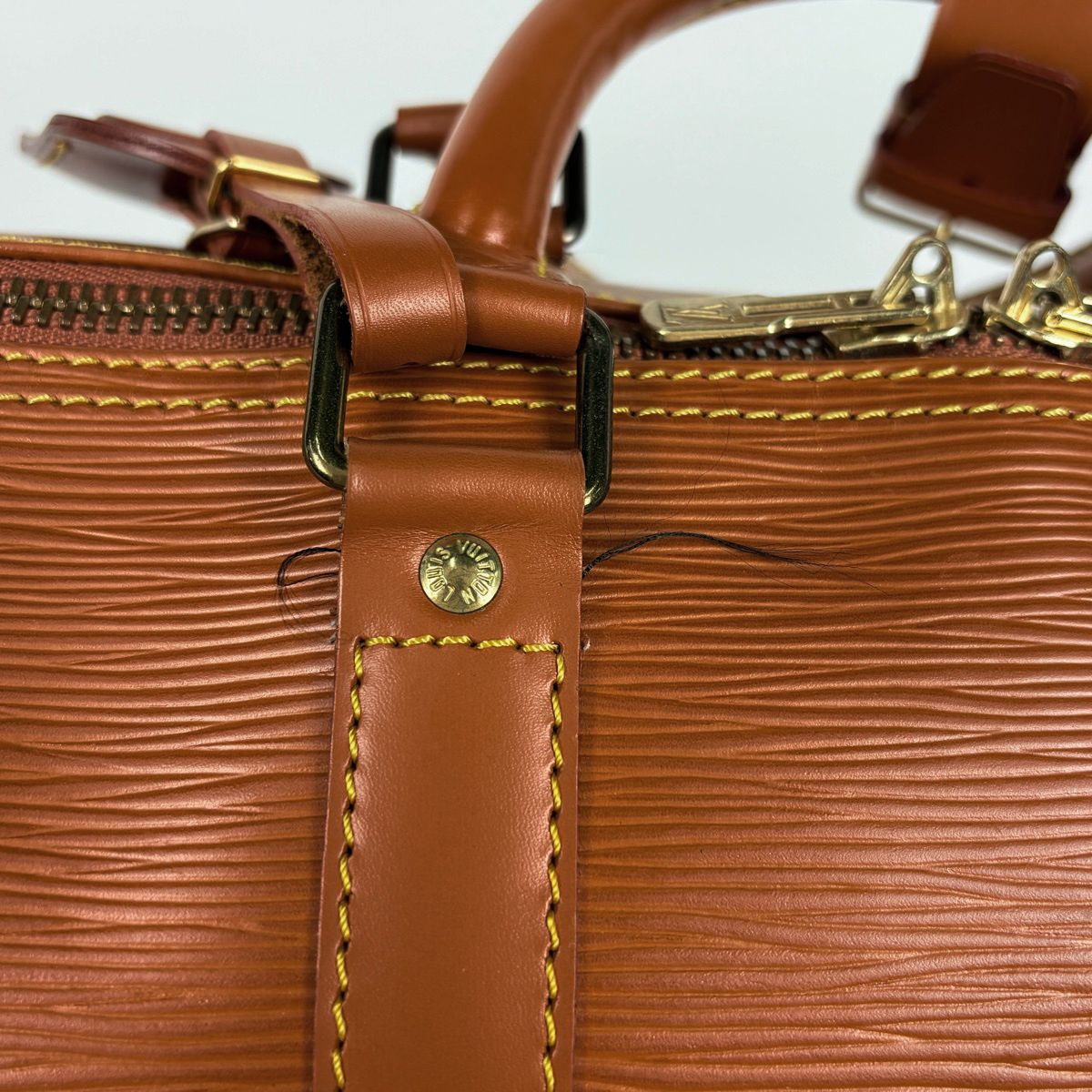 Louis Vuitton Keepall 50 Boston Bag Epi Cipango Gold — view 6