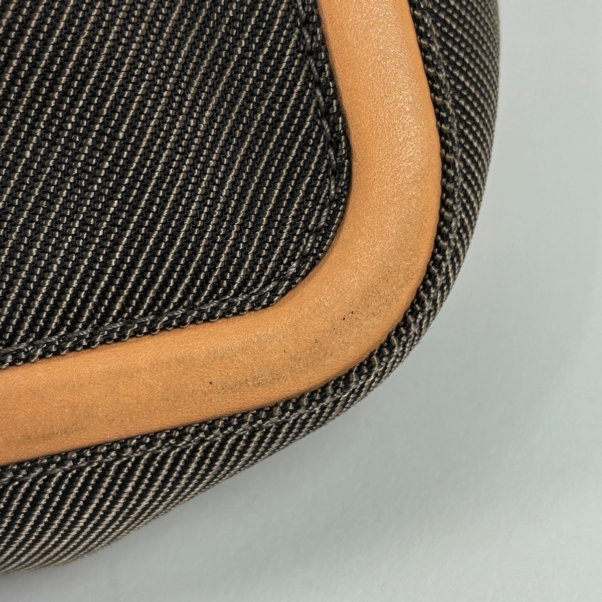 Louis Vuitton Companion Shoulder Bag Damier Geant Tail — view 4