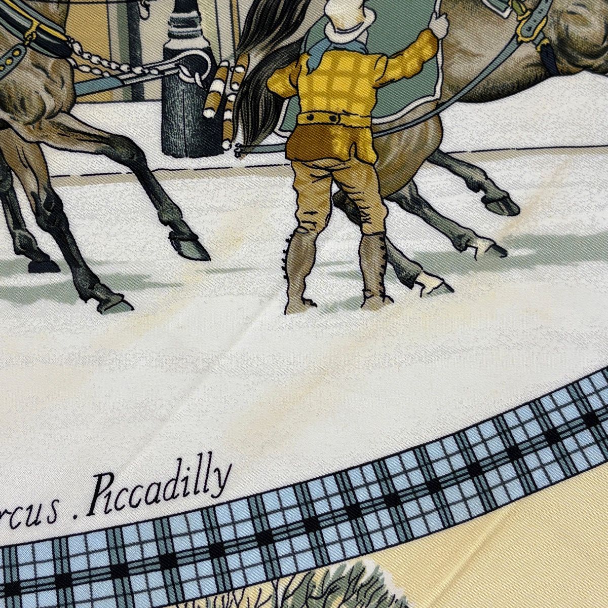 Hermes Carre 90 Lhiver en Poste Scarf Winter Mail Carriage Silk White Multicolor — view 4