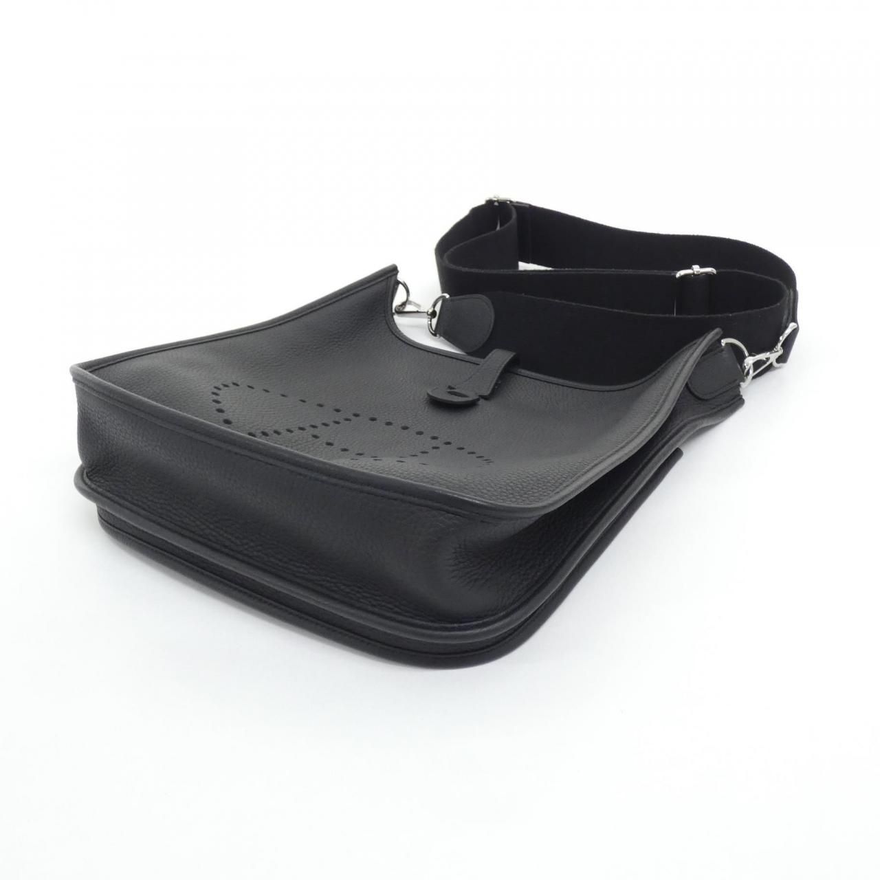 Hermes Evelyne 3 PM Shoulder Bag — view 3