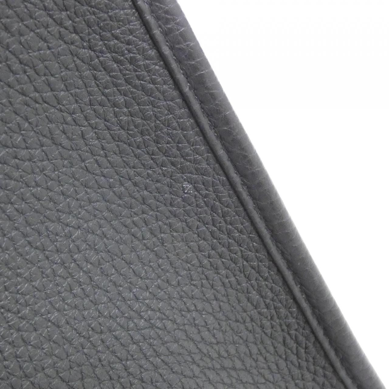 Hermes Evelyne 3 PM Shoulder Bag — view 5