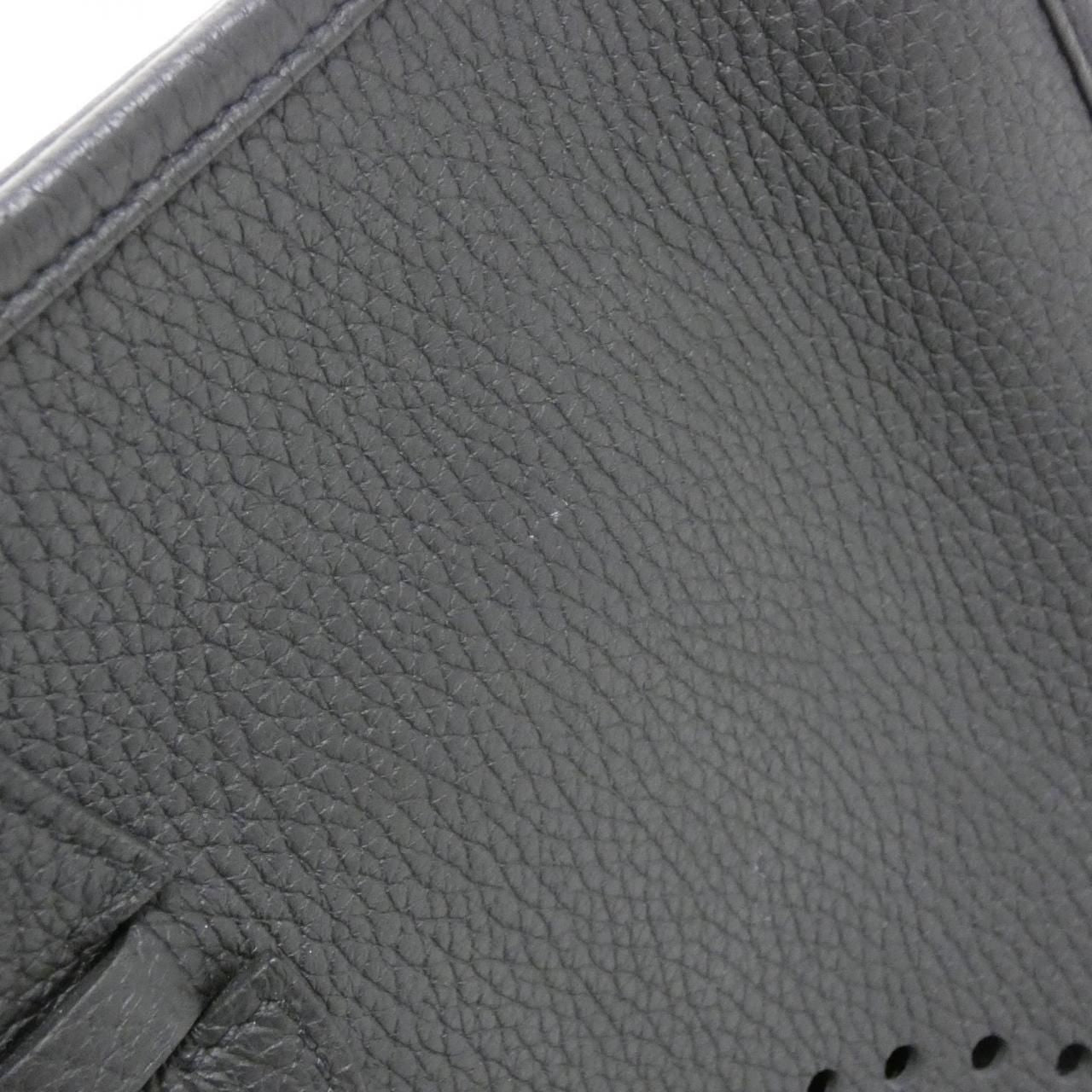 Hermes Evelyne 3 PM Shoulder Bag — view 4