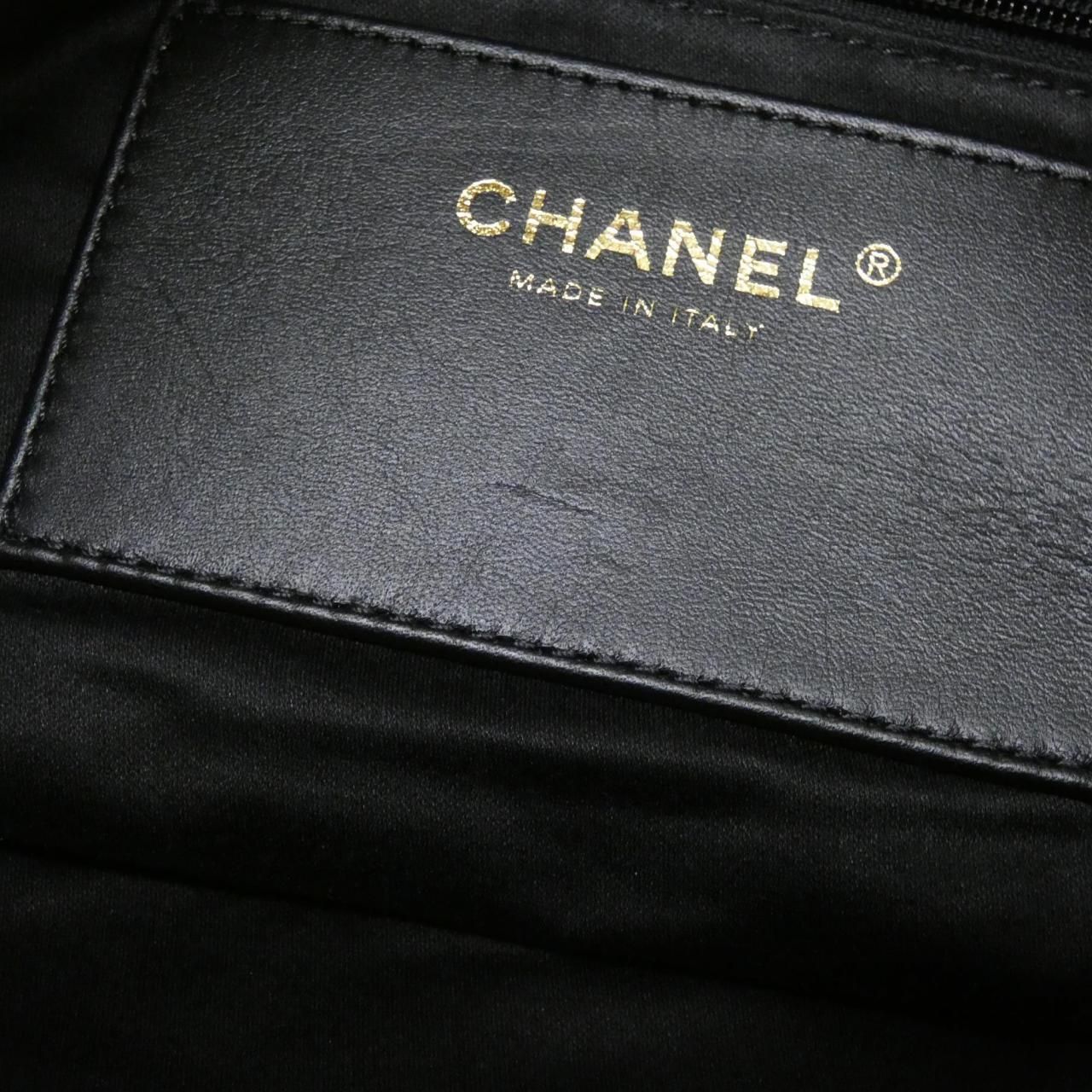 Chanel Shoulder Bag Black — view 8