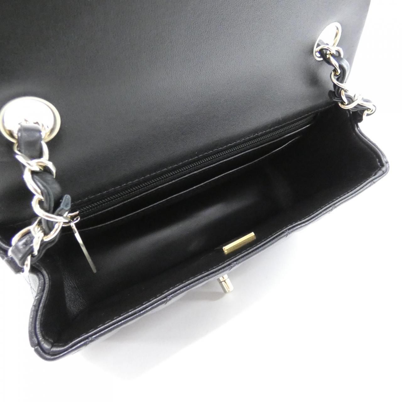 Chanel Shoulder Bag Black — view 7