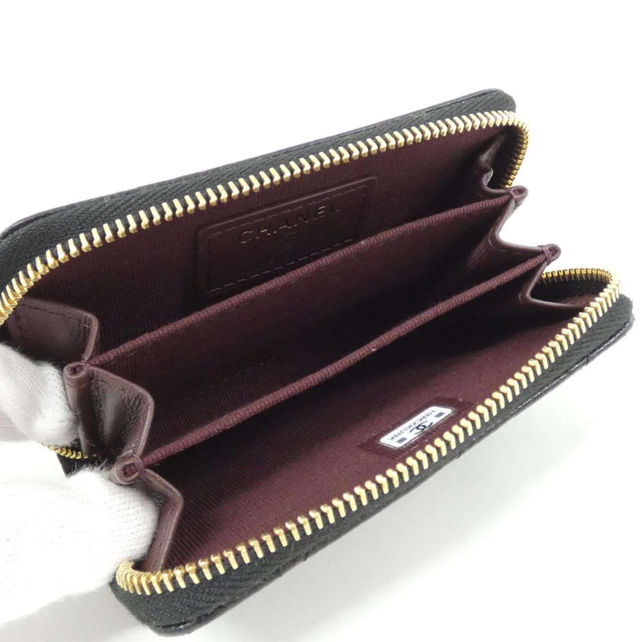Chanel Timeless Classic Line Coin Case — view 5