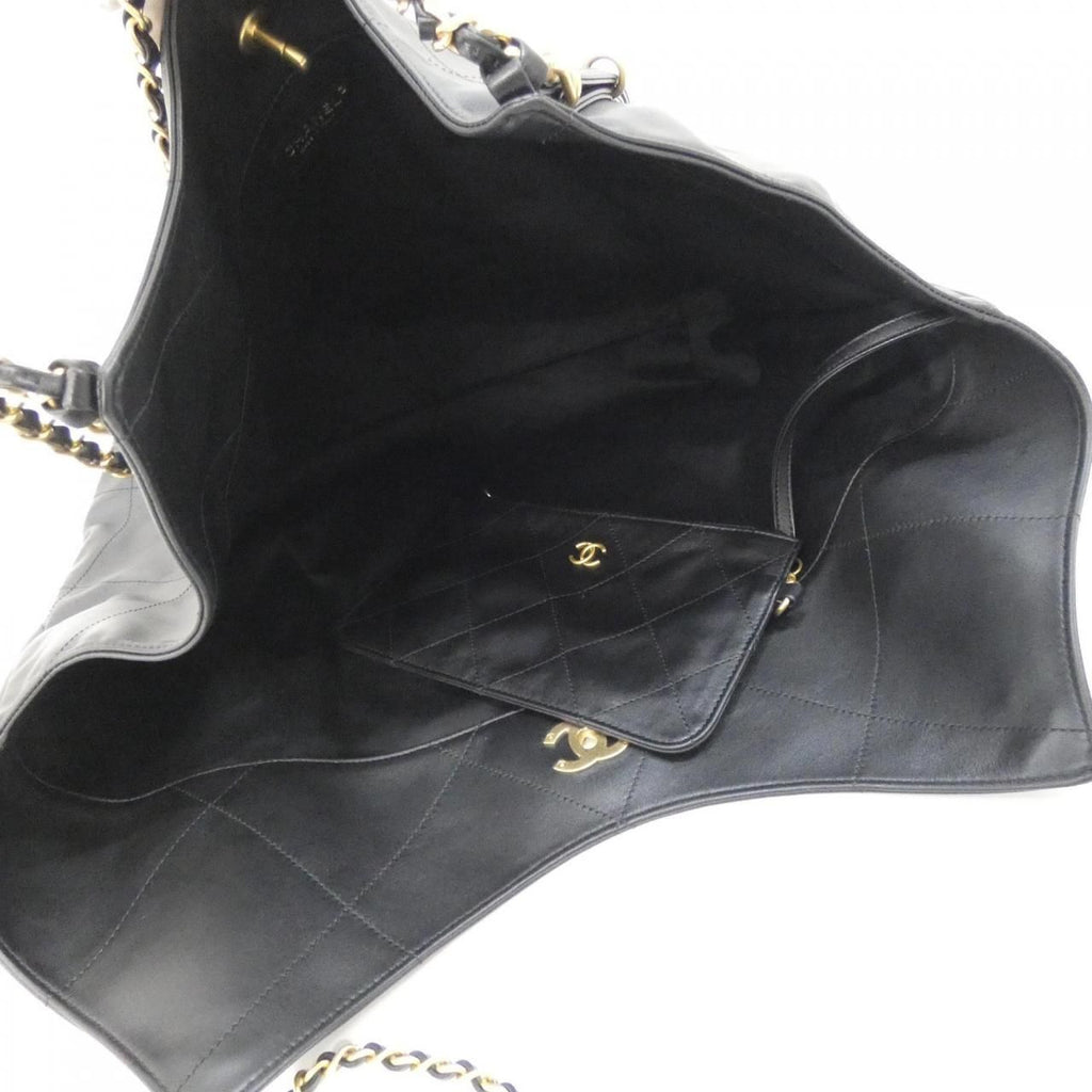 Chanel Bag Handbag Black — view 5