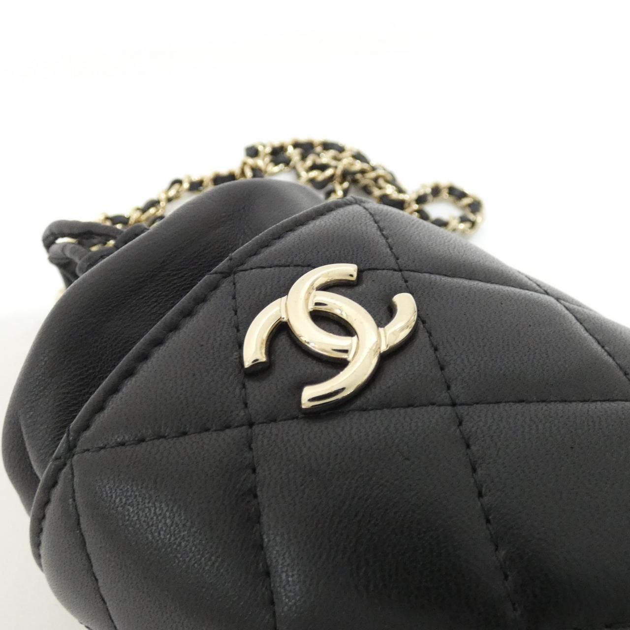 Chanel Shoulder Bag Black — view 4