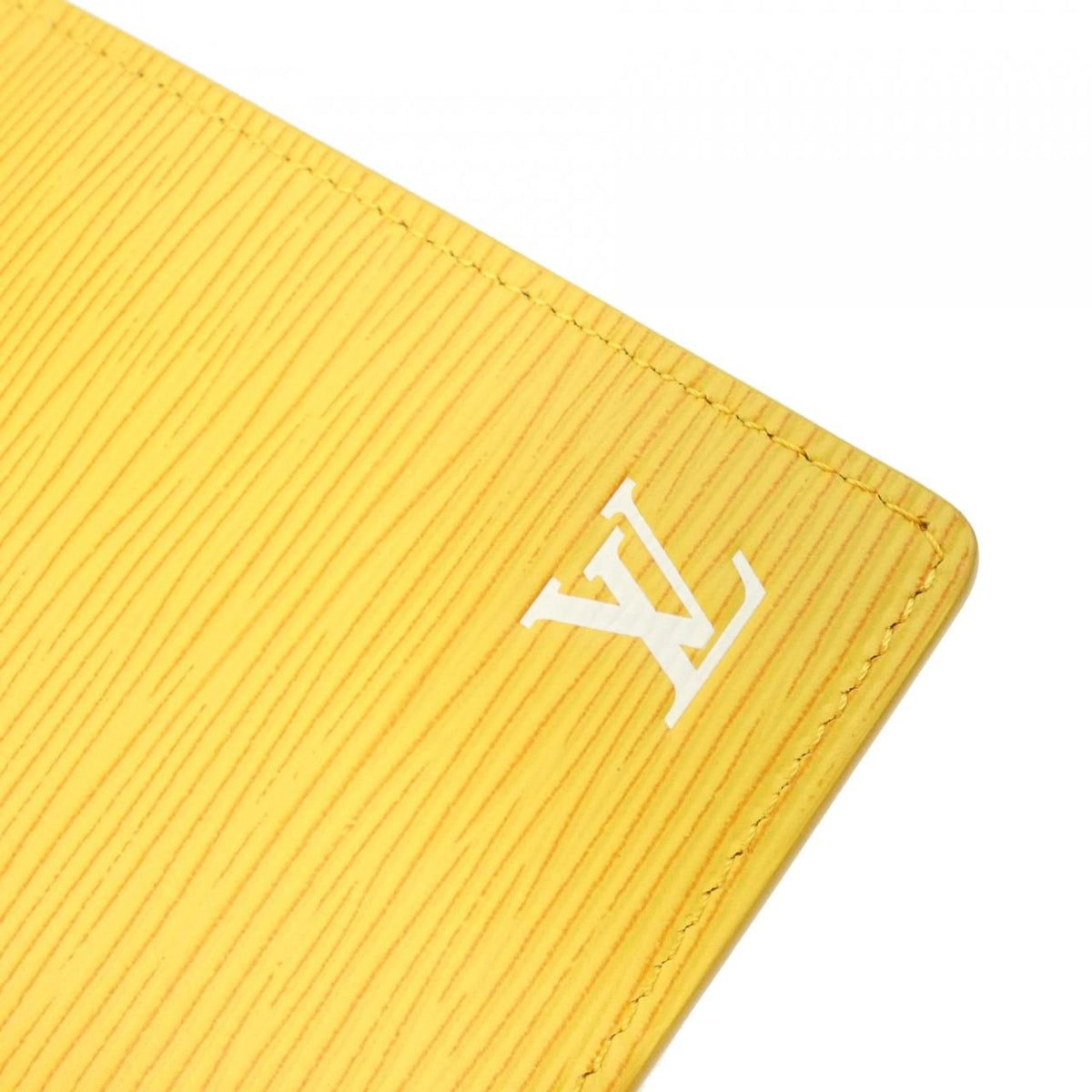 Louis Vuitton Epi Portefeuille Brazza Wallet — view 6