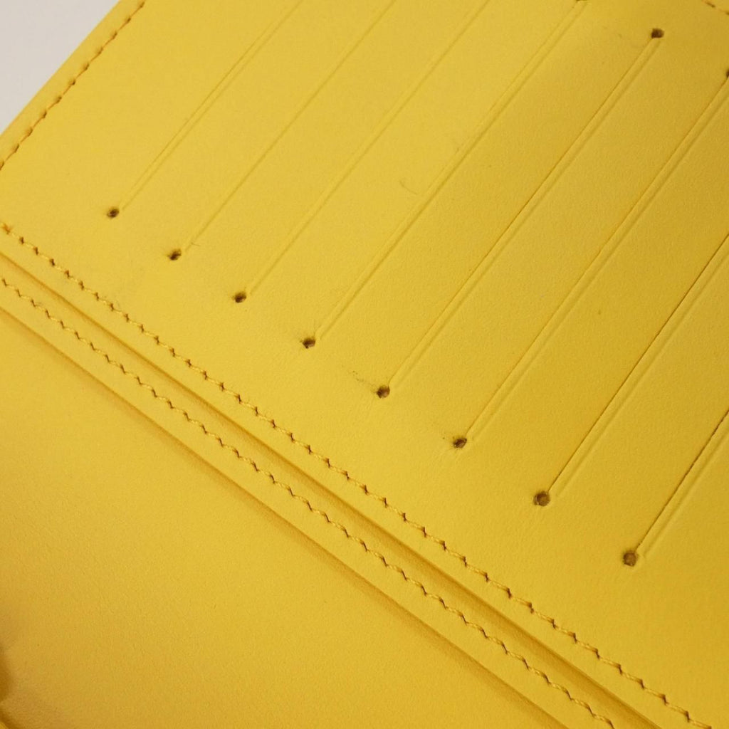 Louis Vuitton Epi Portefeuille Brazza Wallet — view 8