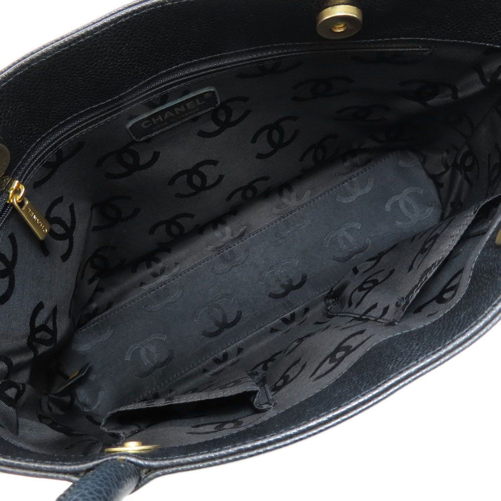 Chanel CC Logo Gold Tote Bag Grained Calfskin — view 5