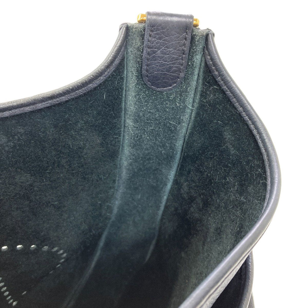 Hermes Evelyne Gold Shoulder Bag Taurillon Clemence — view 8