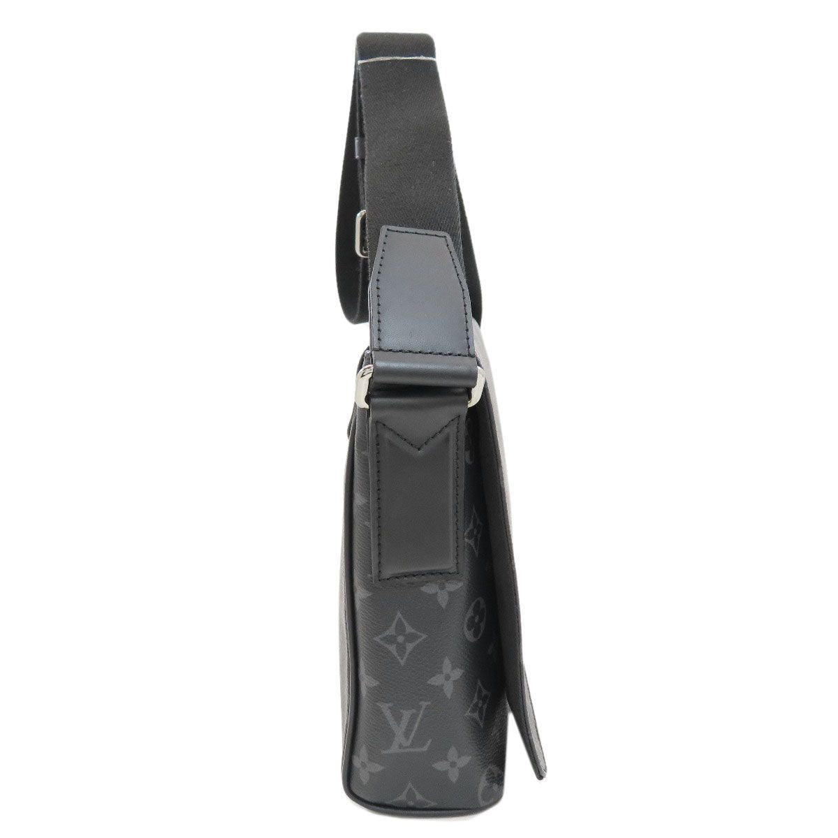 Louis Vuitton District PM Shoulder Bag Monogram Eclipse — view 3