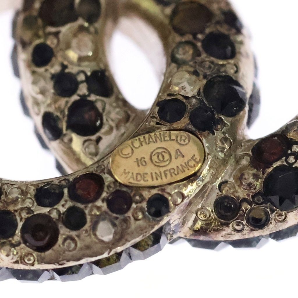 Chanel Mark Rhinestone Brooch Pin Badge Gold — view 5