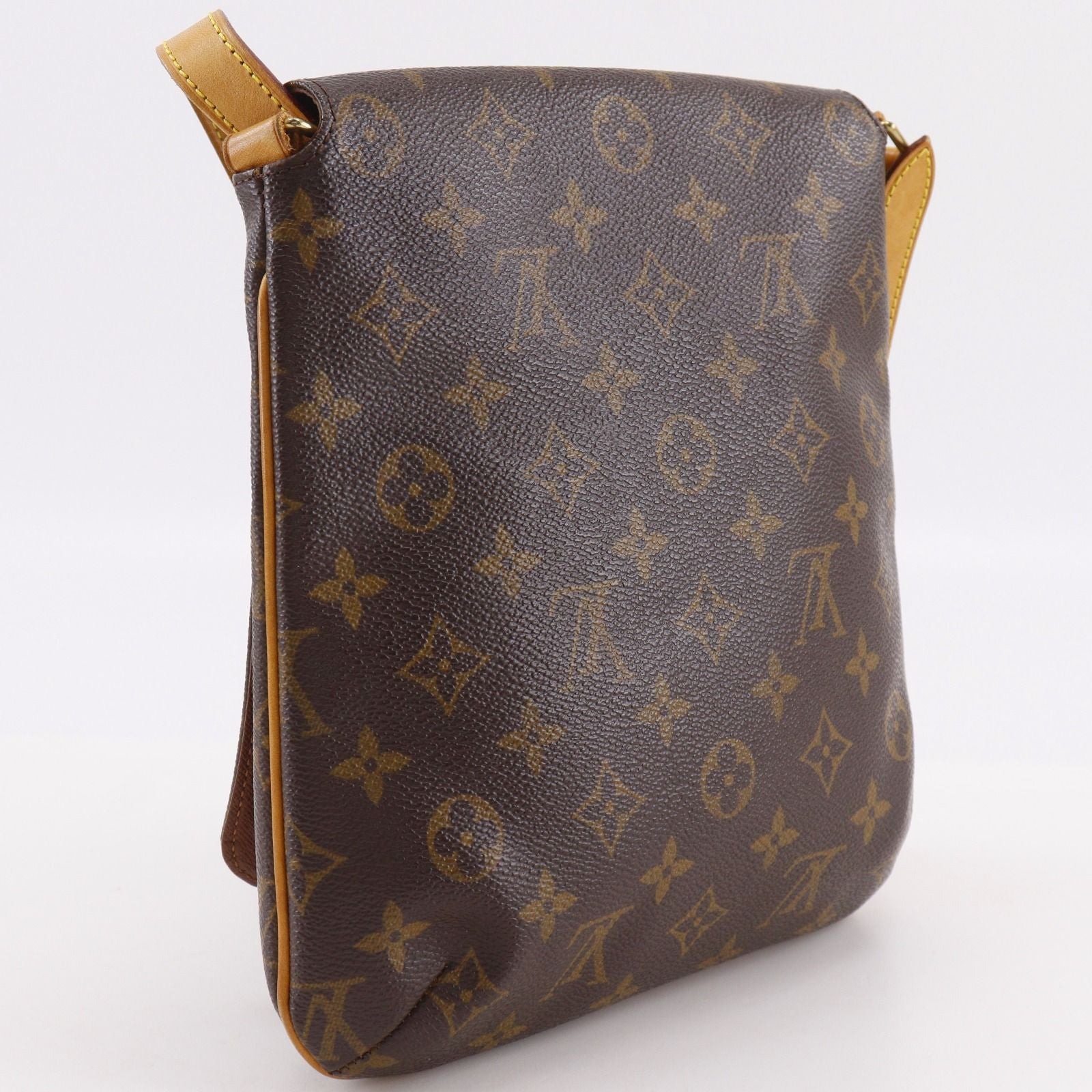 Louis Vuitton Musette Salsa Short Shoulder Bag Monogram Canvas Brown — view 3