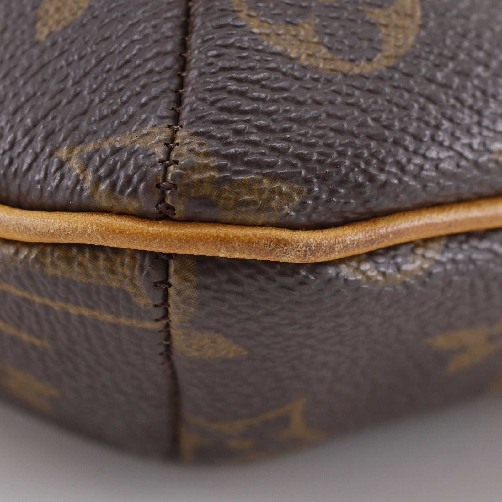 Louis Vuitton Musette Salsa Short Shoulder Bag Monogram Canvas Brown — view 4