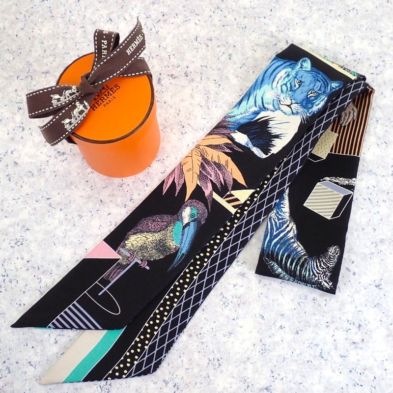 Hermes Twilly Grand Teatro Nouveau Scarf Silk Black Box