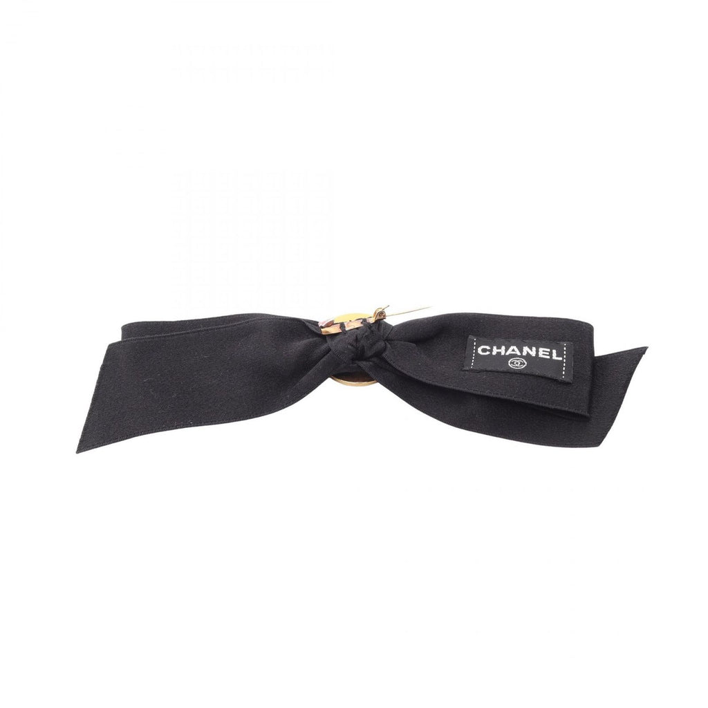 Chanel Brooch Ribbon Medallion — view 2