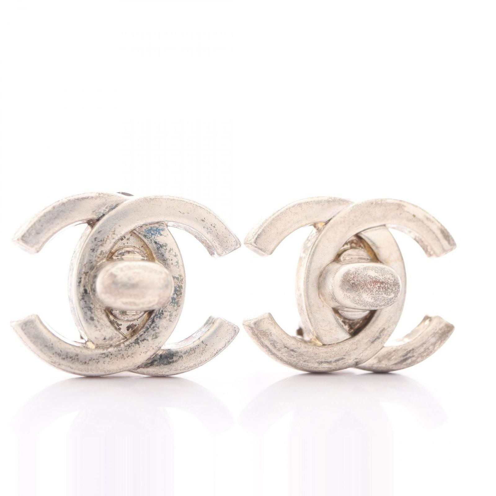 Chanel Earrings CC Logo Turnlock Motif — view 7