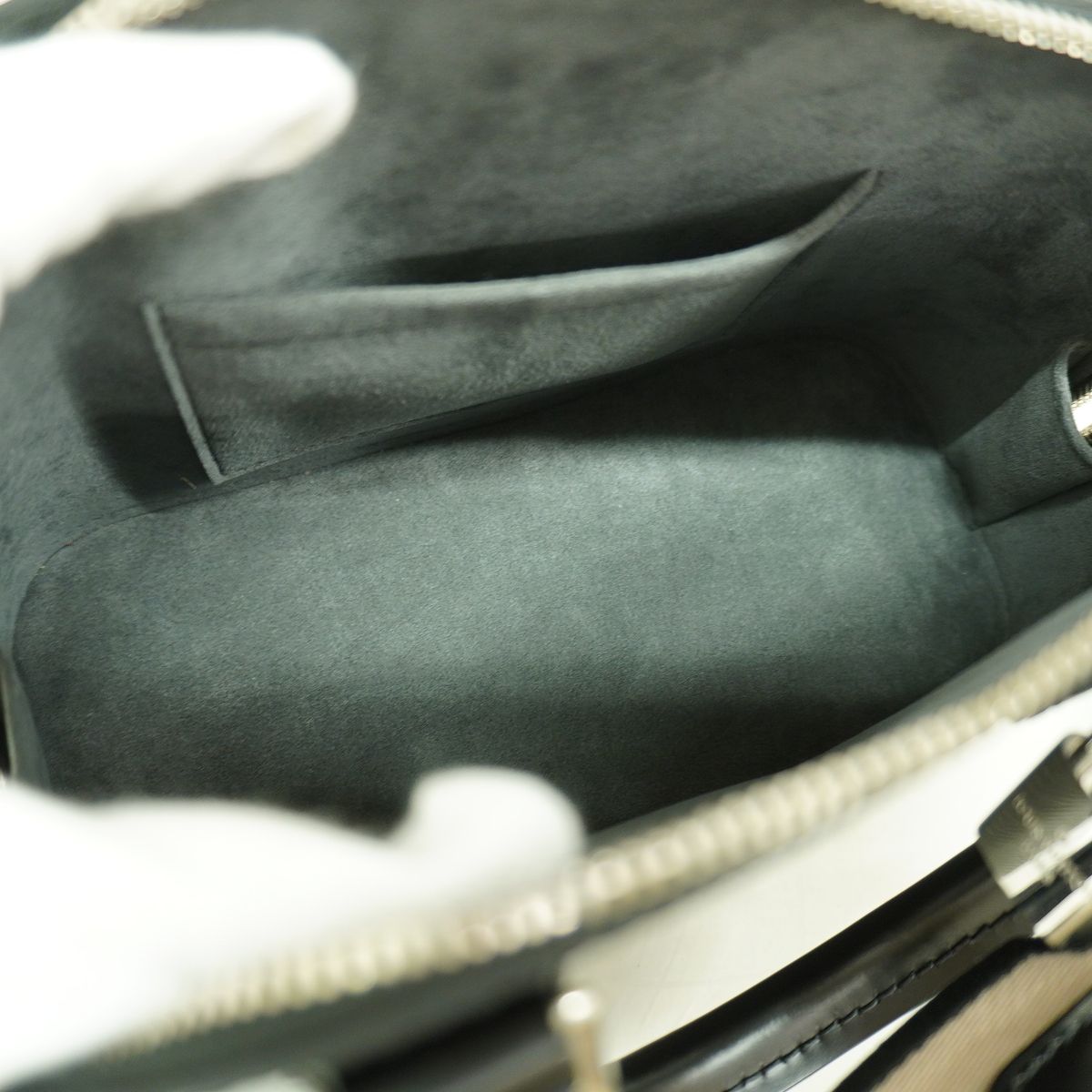 Louis Vuitton Handbag Epi Alma BB Noir 2-Way — view 4
