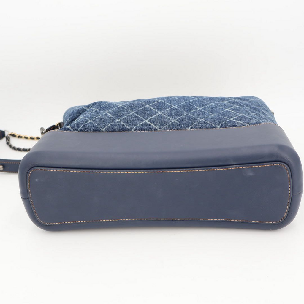 Chanel Gabriel Denim x leather Chain Shoulder Bag Blue Gold — view 7