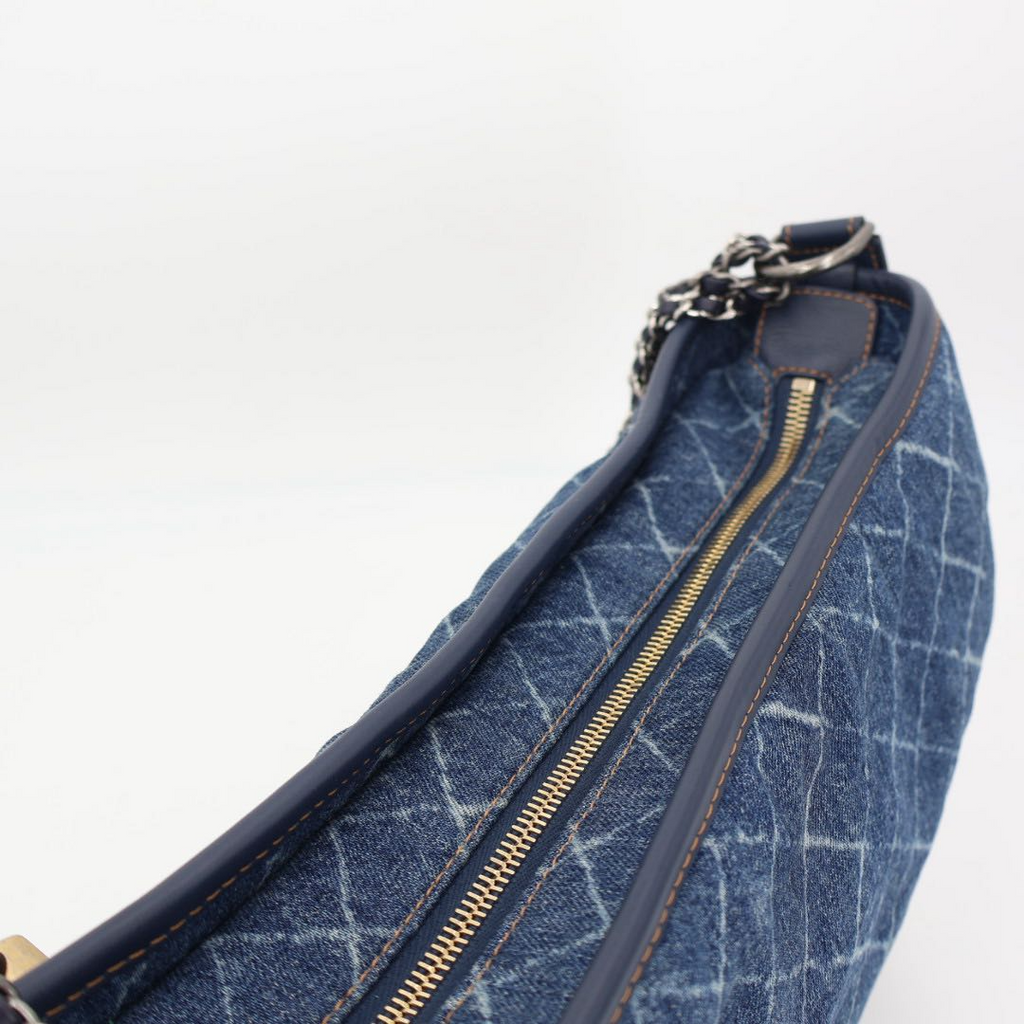 Chanel Gabriel Denim x leather Chain Shoulder Bag Blue Gold — view 3