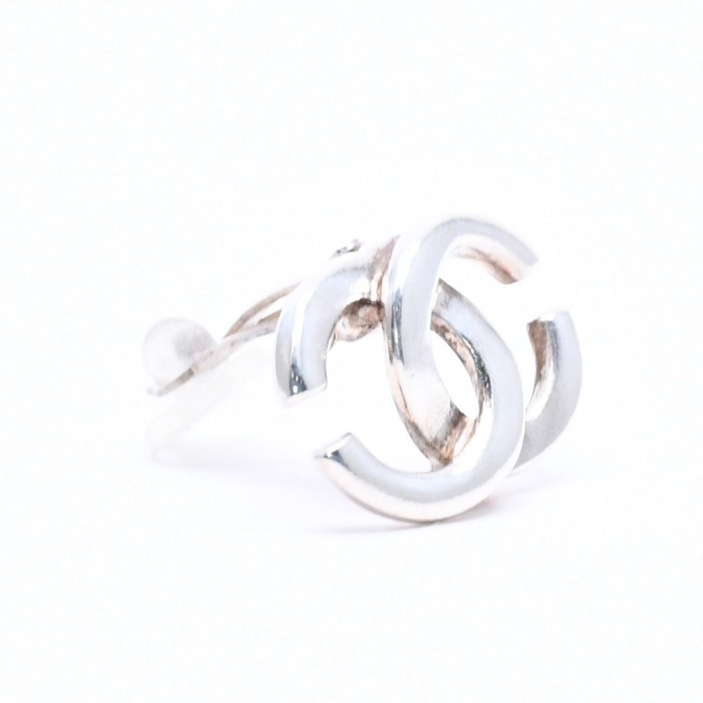 Chanel Vintage CC Logo Earrings 01 Metal Silver — view 3