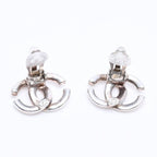 Chanel Vintage CC Logo Earrings 01 Metal Silver — view 7