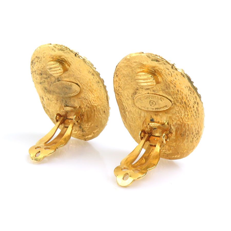 Chanel Earrings CC Logo — view 4