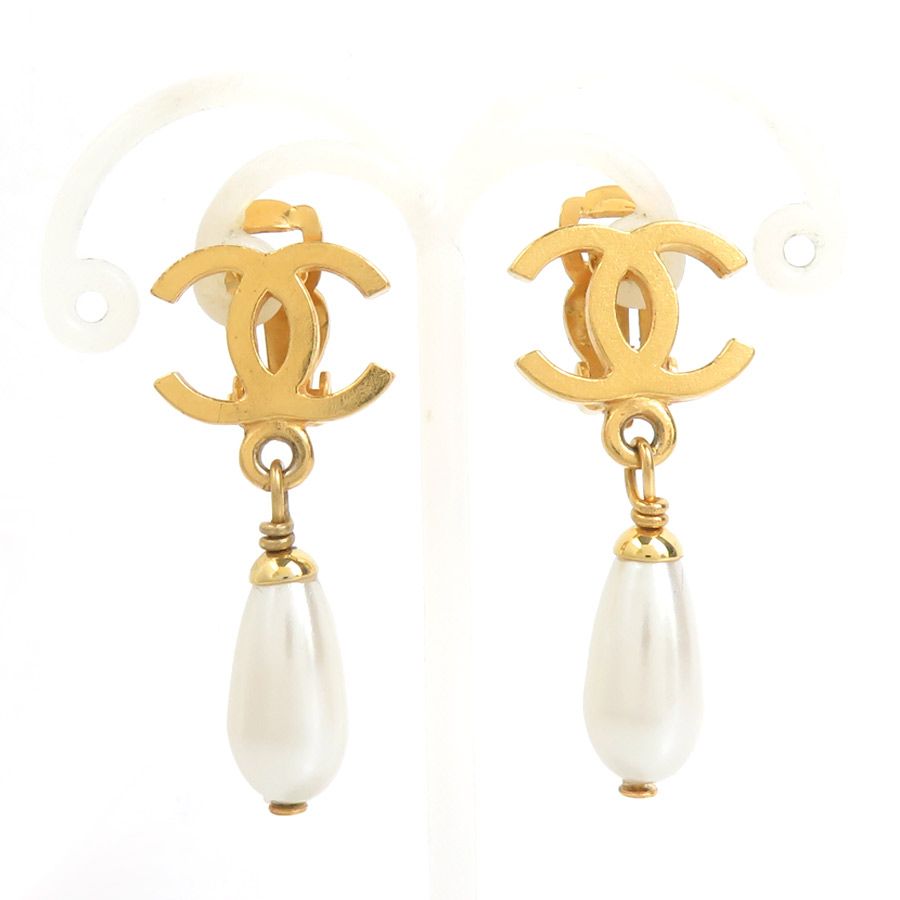Chanel Earrings CC Logo