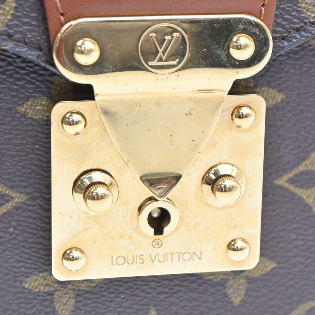 Louis Vuitton Concorde Handbag Monogram Leather — view 8
