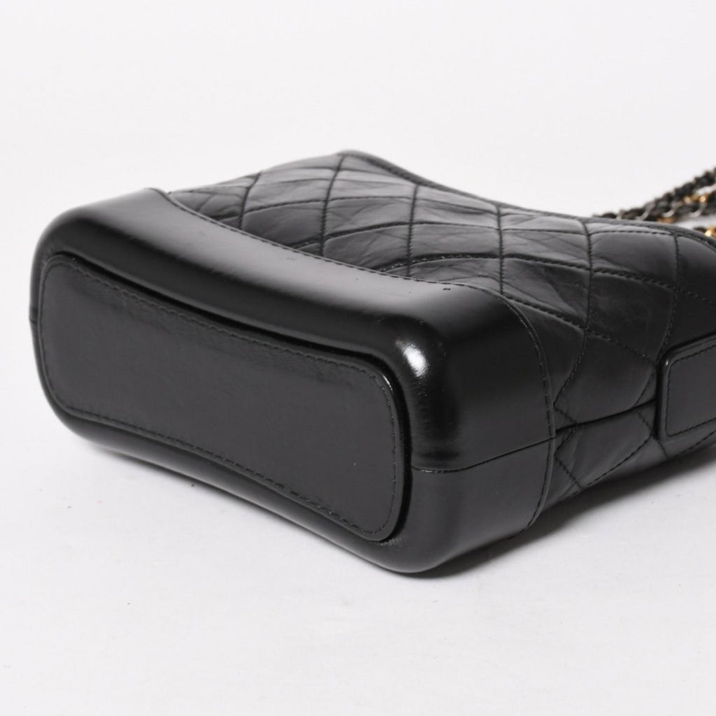Chanel Gabrielle Shoulder Bag Chain Leather Black Gold — view 7