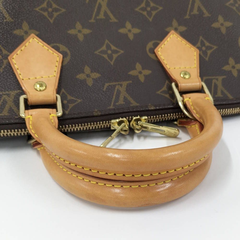 Louis Vuitton Alma Handbag Monogram — view 4