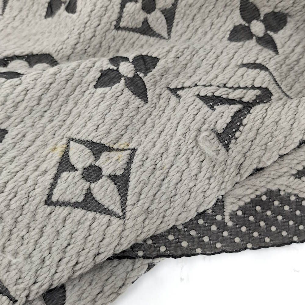 Louis Vuitton Scarf Escherve Logomania Wool Silk Light Gray — view 7