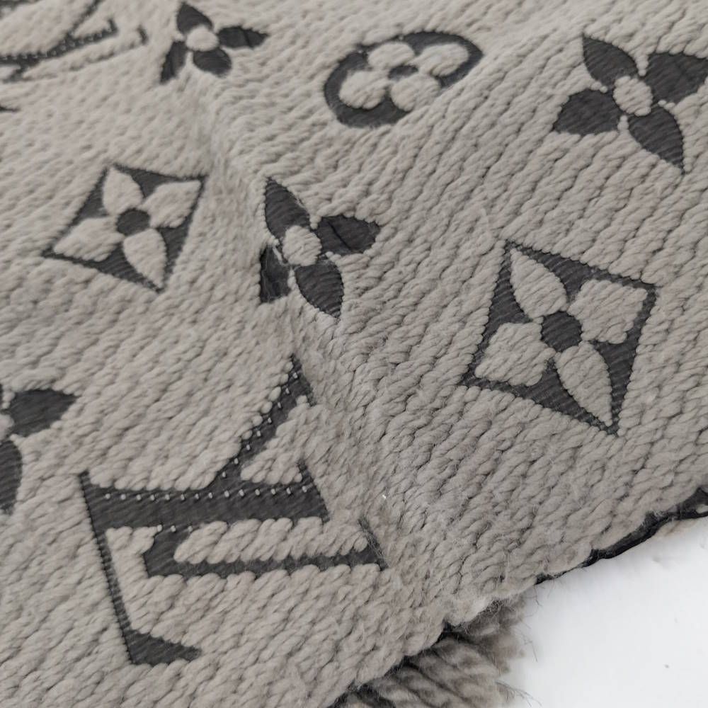 Louis Vuitton Scarf Escherve Logomania Wool Silk Light Gray — view 5
