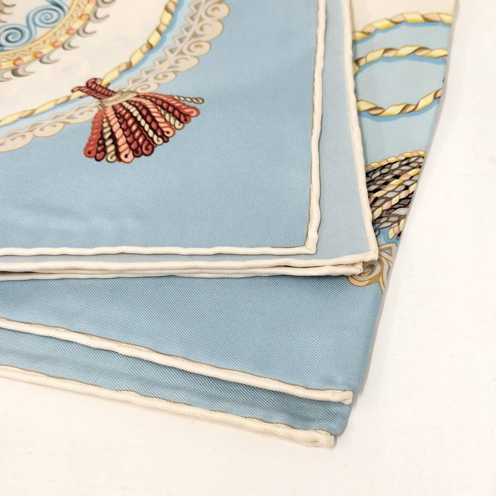 Hermes Carre 90 Scarf Paprol Carriage and Nobility 100% Silk Light Blue — view 4