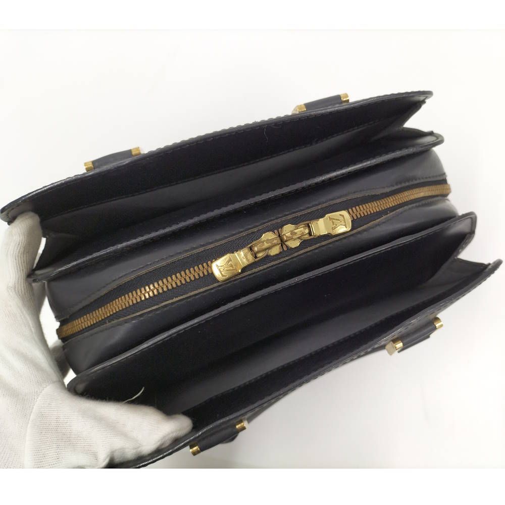 Louis Vuitton Bonneuf Handbag Epi Noir — view 8