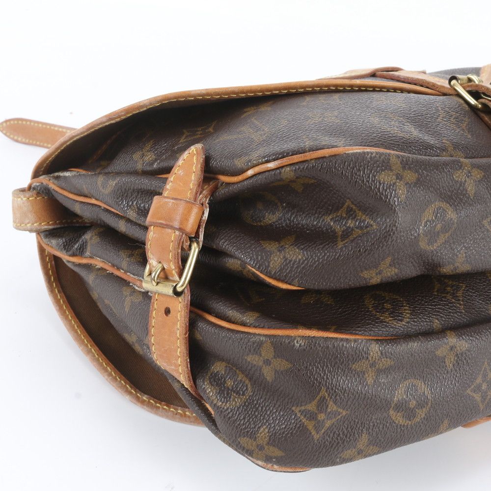 Louis Vuitton Monogram Saumur 30 Leather Shoulder Bag Crossbody — view 6