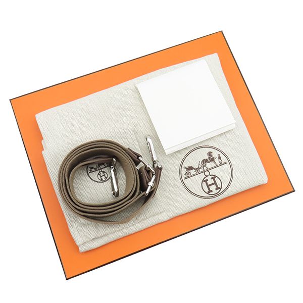 Hermes Shoulder Bag Evelyne 3 23 Taurillon Clemence Etoupe Silver Gray — view 8