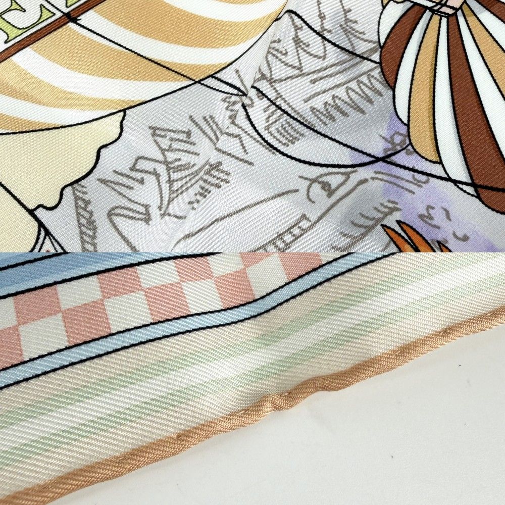 Louis Vuitton Big Scarf Carre 90 From the Cloud Large Silk Beige Multicolor — view 4