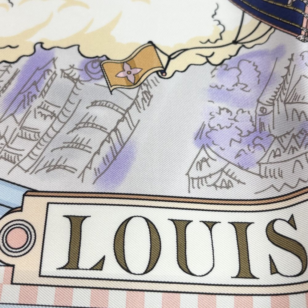 Louis Vuitton Big Scarf Carre 90 From the Cloud Large Silk Beige Multicolor — view 5