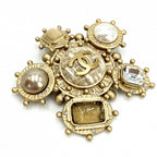 Chanel Big Brooch CC Logo Tweed Bijou Faux Pearl Rhinestone — view 3