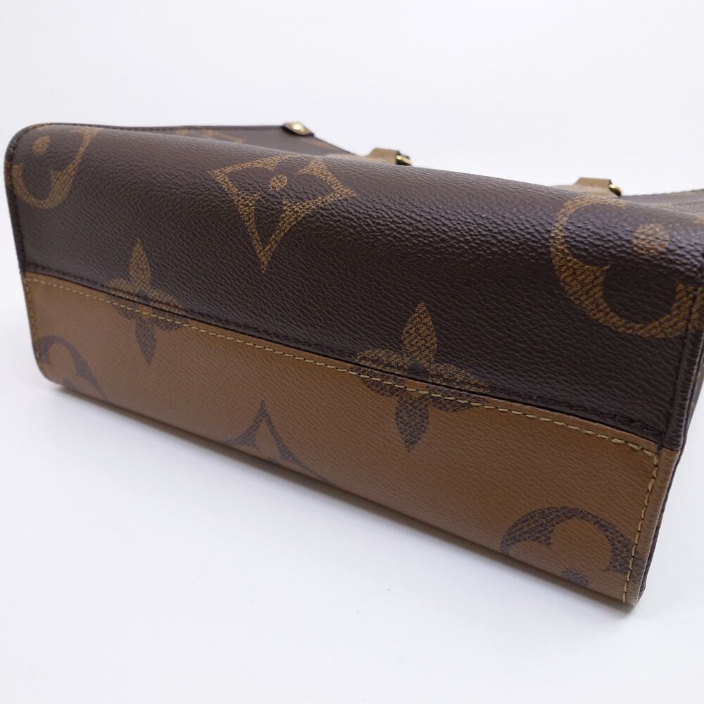 Louis Vuitton On The Go PM Handbag 2-Way Monogram Giant Reverse Gold — view 4