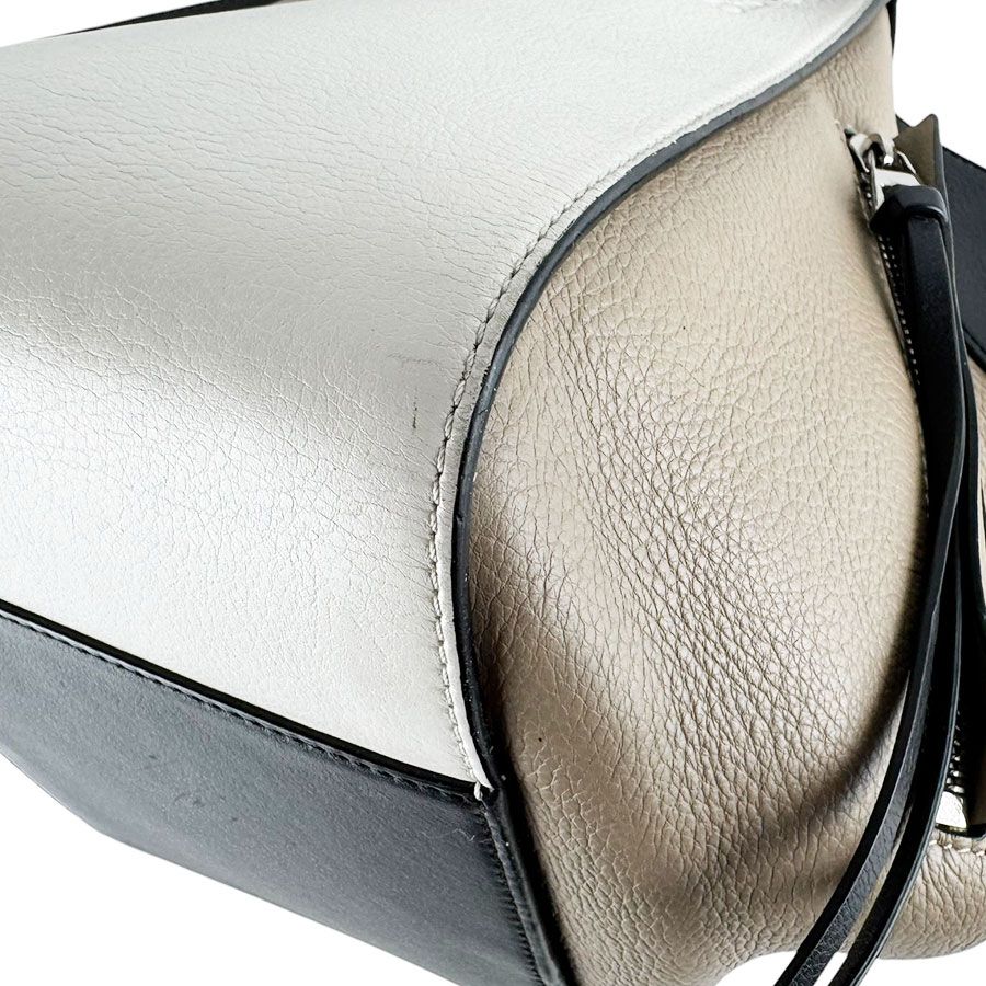 Loewe Shoulder Bag Hammock — view 8