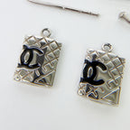 Chanel CC Logo Quilted Plate Earrings Plated Silver 05c Vintage — view 4